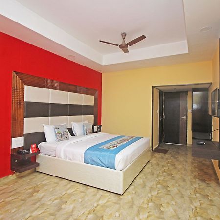 Hotel New Rajdarshan Madikeri Kültér fotó